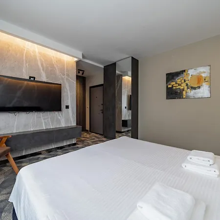 公寓 Forty One Belgrade *